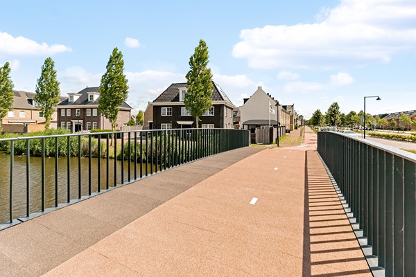 Medium property photo - Jean Perrinstraat 15, 1341 DG Almere